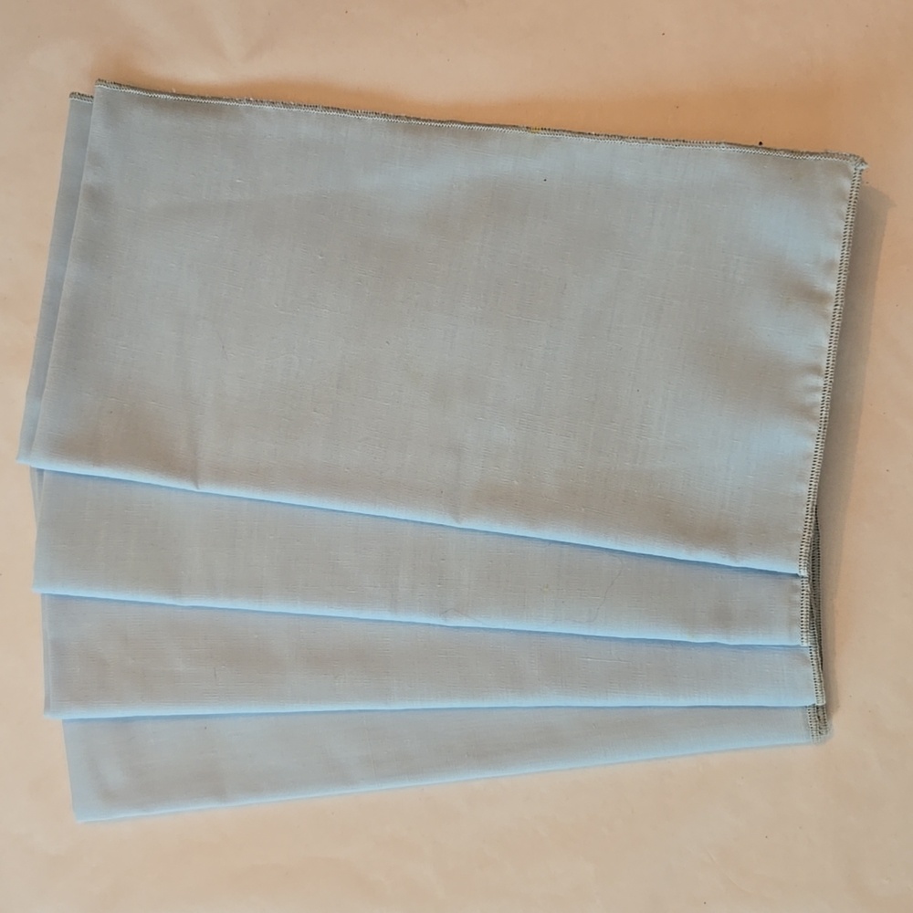 Vintage 4 Cloth Dinner Napkins Pale Blue 19.5" Square